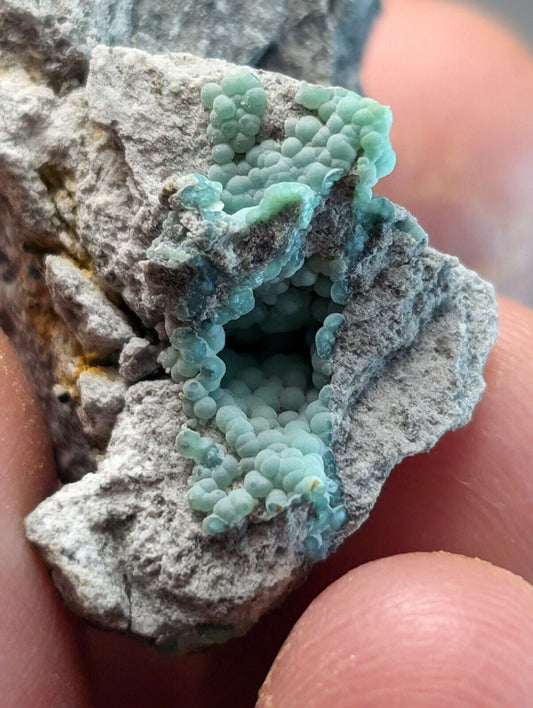 UV Reactive Planerite Mauldin Mountain Montgomery Co. Arkansas USA(Old Stock) - Collectibles:Rocks Fossils &