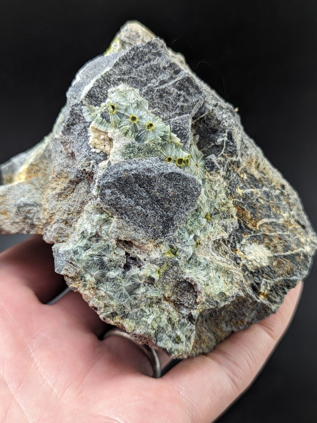 UV Reactive Wavellite -Old Stock - Mauldin Mountain Arkansas Amazing Eye Forms - Collectibles:Rocks Fossils &