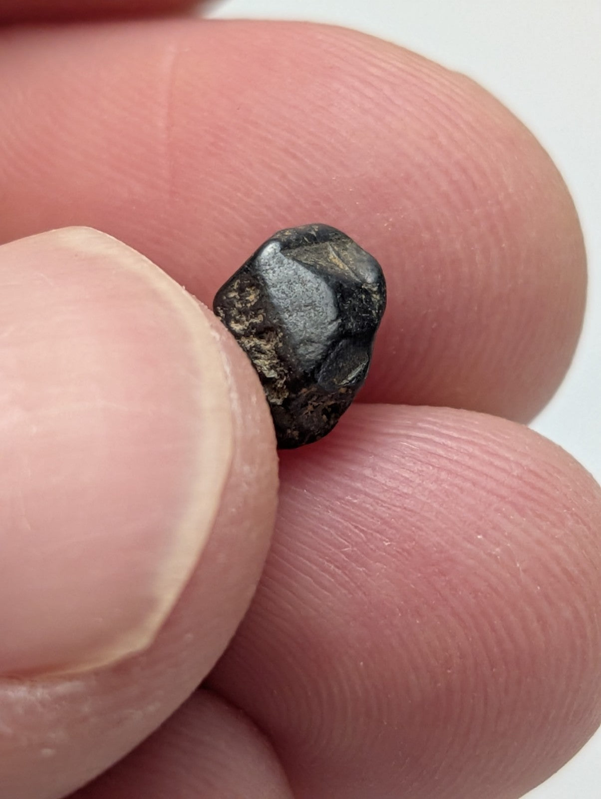 Very rare placer rutile meteorite fragment from magnet cove arkansas with metallic sheen and rough texture set of 25