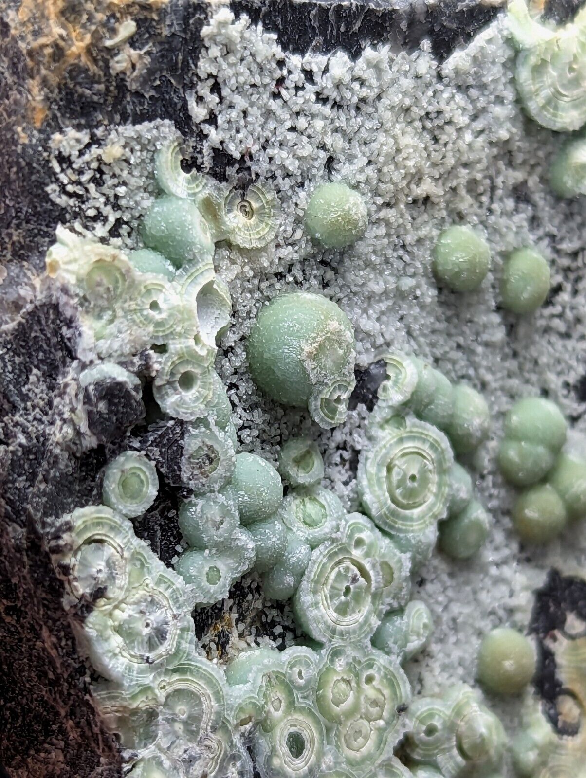 Wavellite display piece- Fantastic Old Stock- Mauldin Mountain Arkansas 2 + lbs - Collectibles:Rocks Fossils &