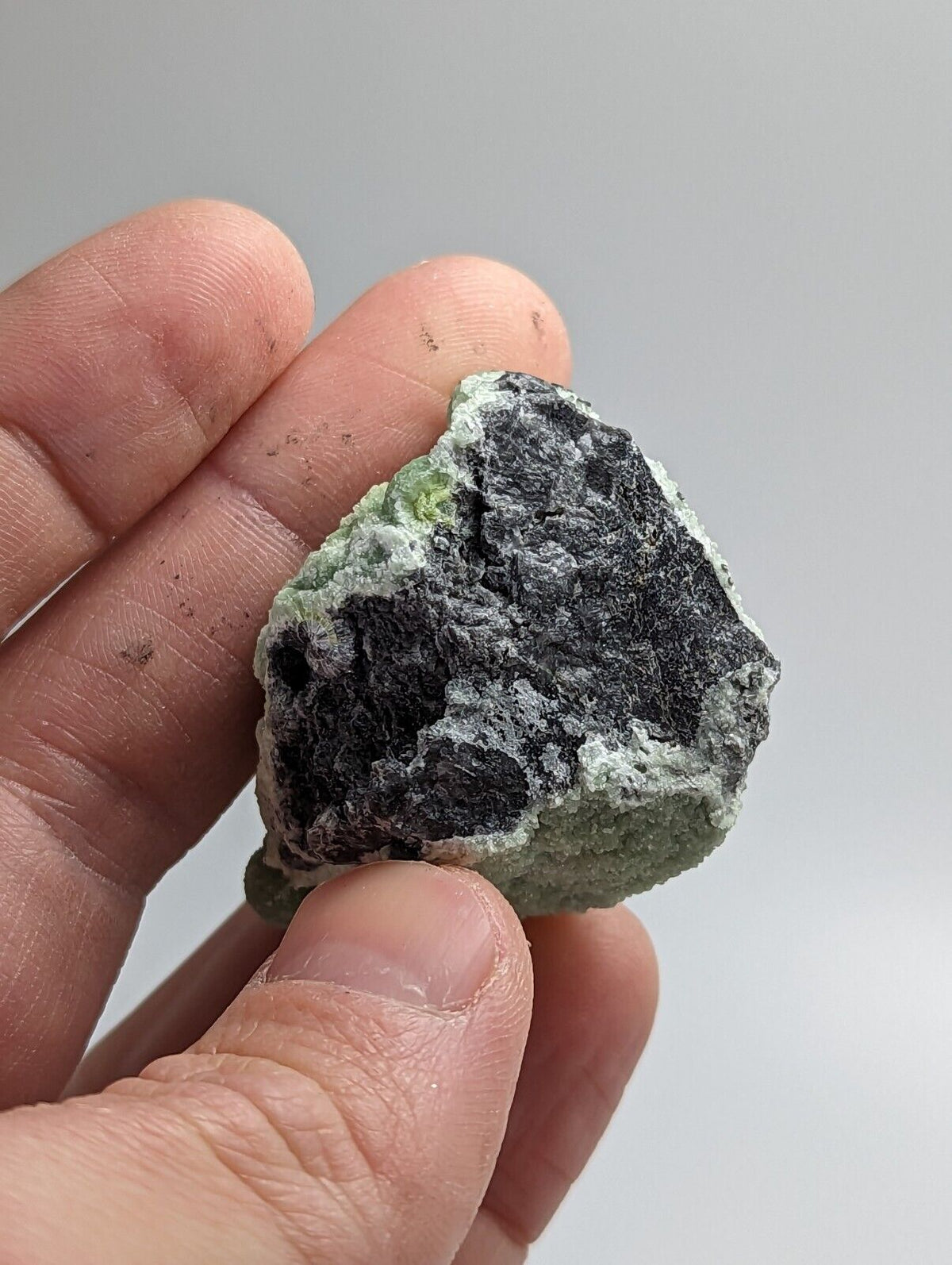 Wavellite - Mauldin Mountain Montgomery County Arkansas - Collectibles:Rocks Fossils & Minerals:Crystals Mineral