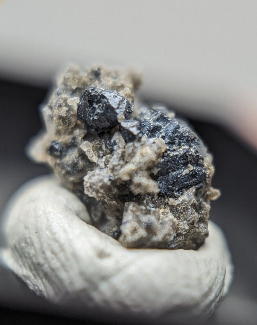 Wavellite + Quartz + Brookite Cluster - Set of 3 w/ case - Old Stock - Arkansas - Collectibles:Rocks Fossils &