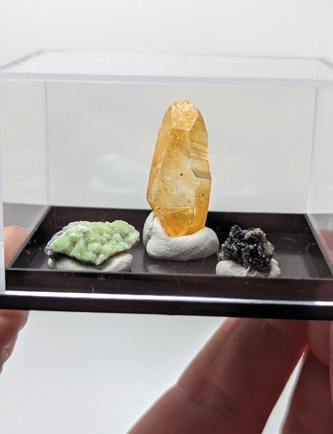 Wavellite + Quartz + Brookite Cluster - Set of 3 w/ case - Old Stock - Arkansas - Collectibles:Rocks Fossils &