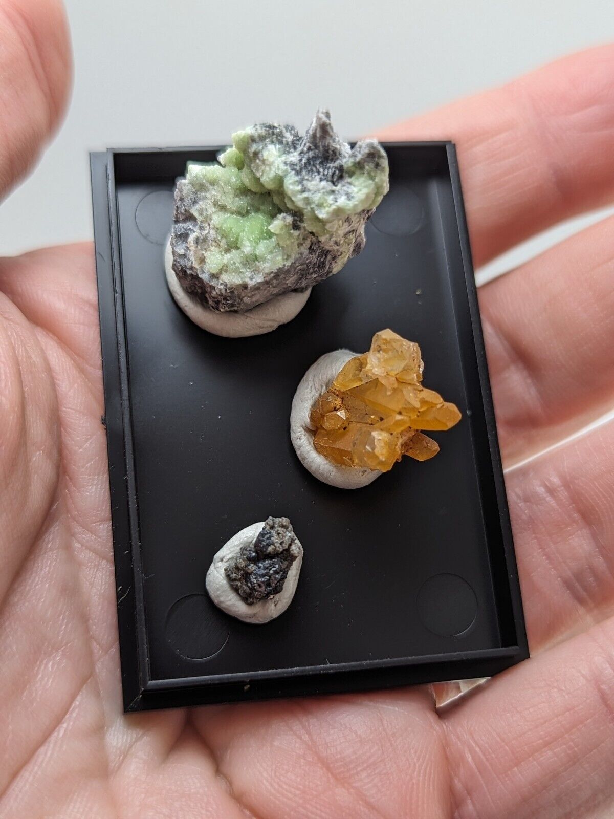 Wavellite + Quartz + Brookite Cluster - Set of 3 w/ case - Old Stock - Arkansas - Collectibles:Rocks Fossils &