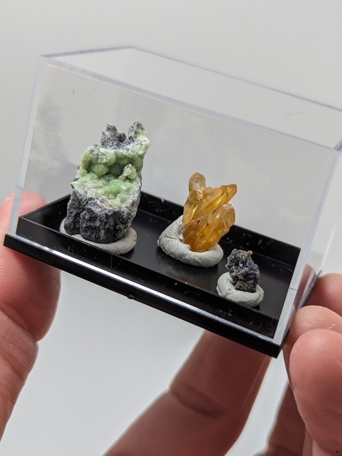 Wavellite + Quartz + Brookite Cluster - Set of 3 w/ case - Old Stock - Arkansas - Collectibles:Rocks Fossils &