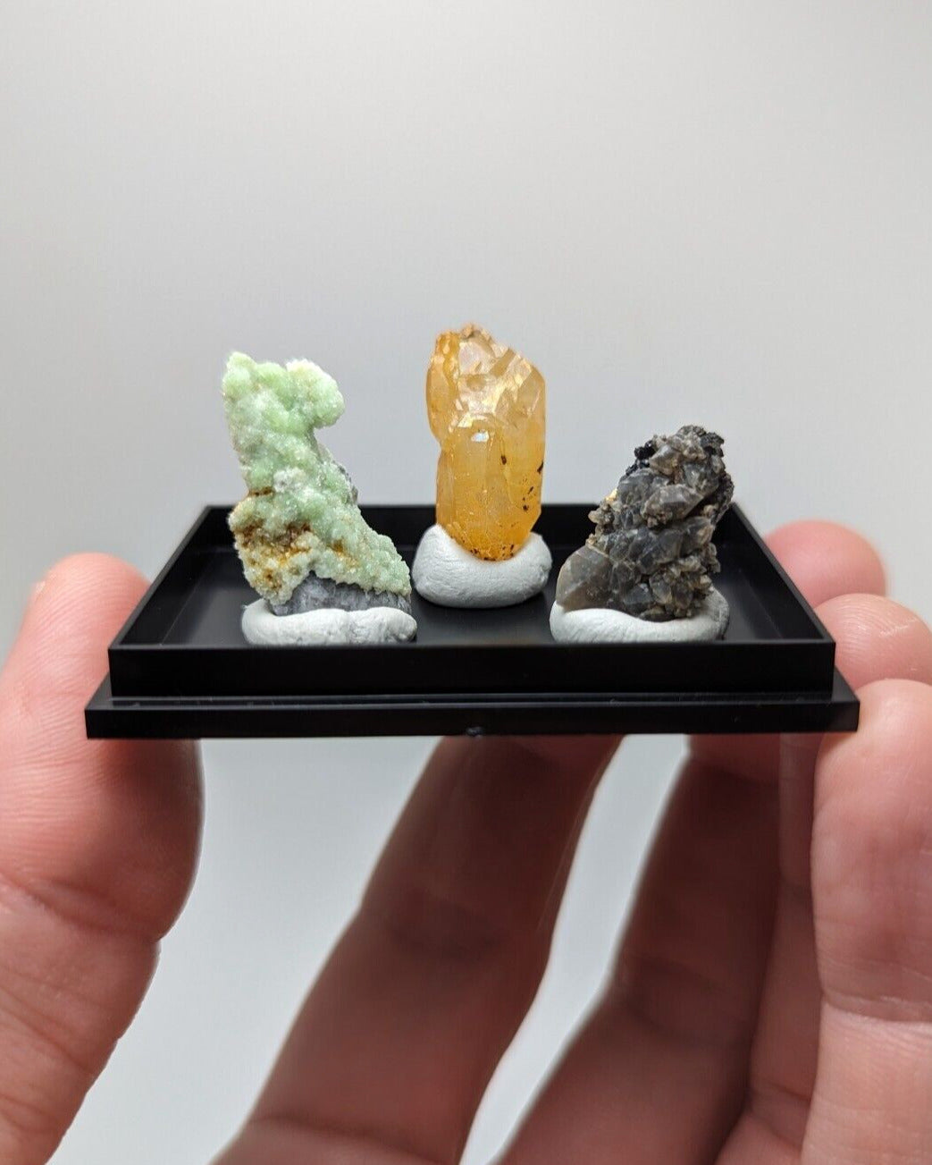 Wavellite + Quartz + Brookite Cluster - Set of 3 w/ case - Old Stock - Arkansas - Collectibles:Rocks Fossils &