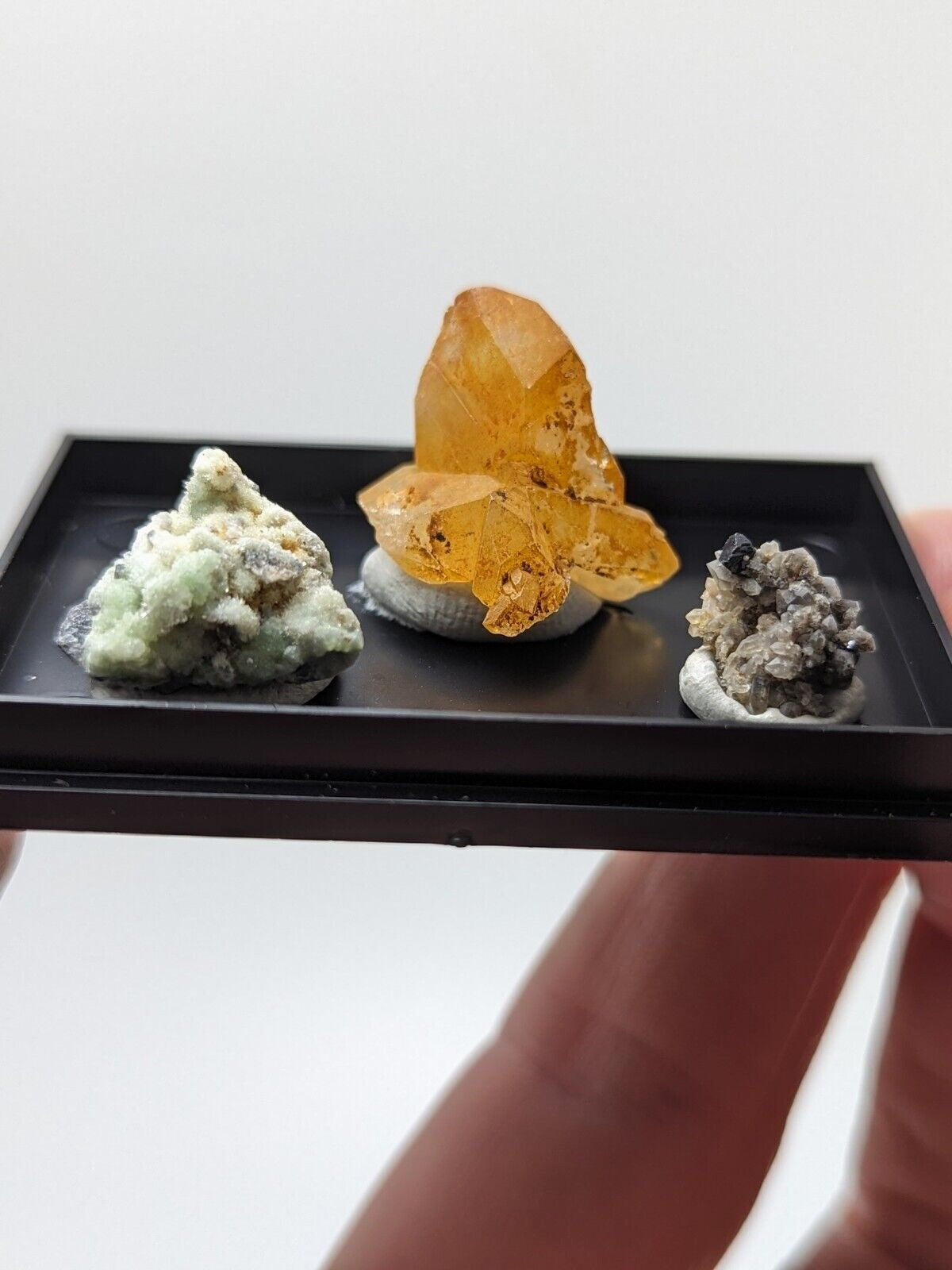 Wavellite + Quartz + Brookite Cluster - Set of 3 w/ case - Old Stock - Arkansas - Collectibles:Rocks Fossils &