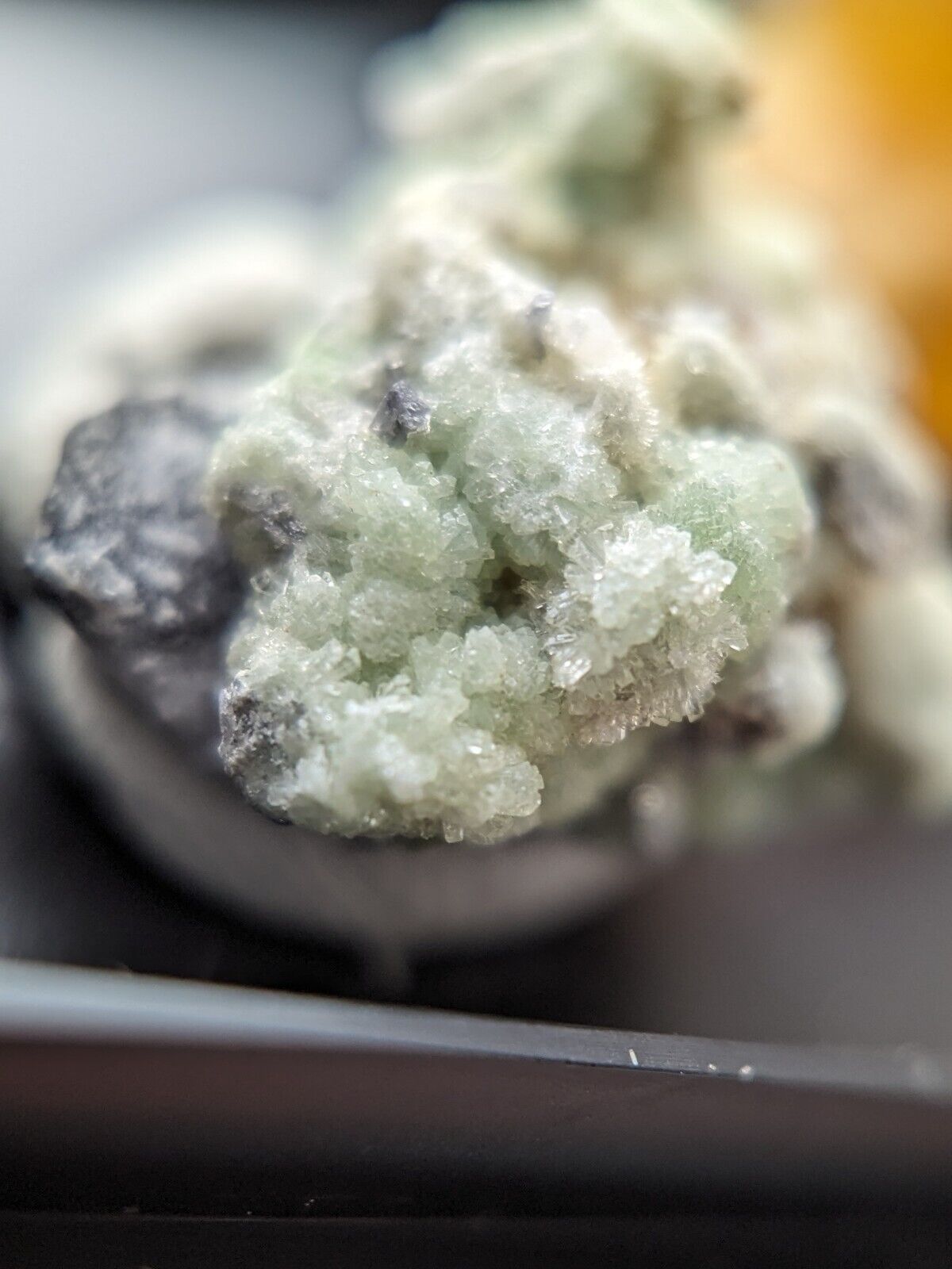 Wavellite + Quartz + Brookite Cluster - Set of 3 w/ case - Old Stock - Arkansas - Collectibles:Rocks Fossils &