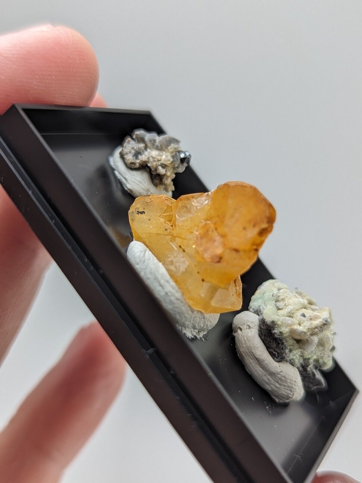 Wavellite + Quartz + Brookite Cluster - Set of 3 w/ case - Old Stock - Arkansas - Collectibles:Rocks Fossils &