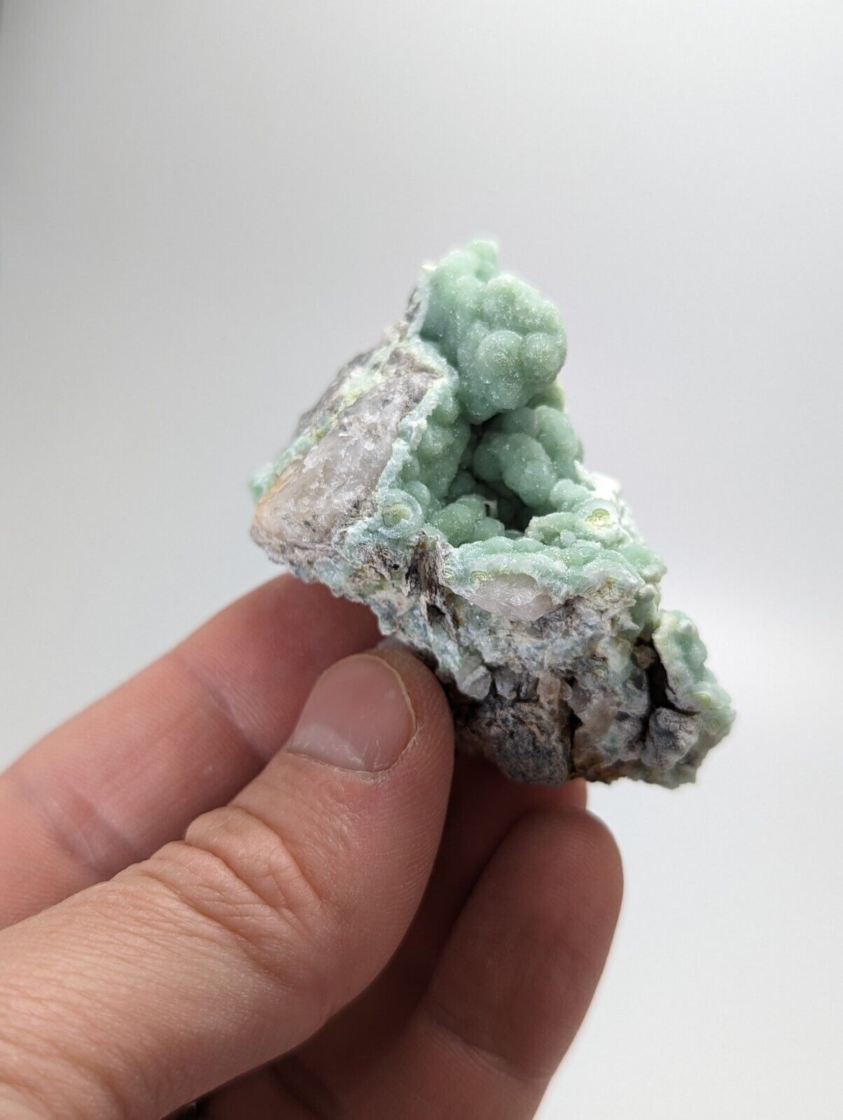 Wavellite on Quartz - Mauldin Mountain Arkansas - Collectibles:Rocks Fossils & Minerals:Crystals Mineral