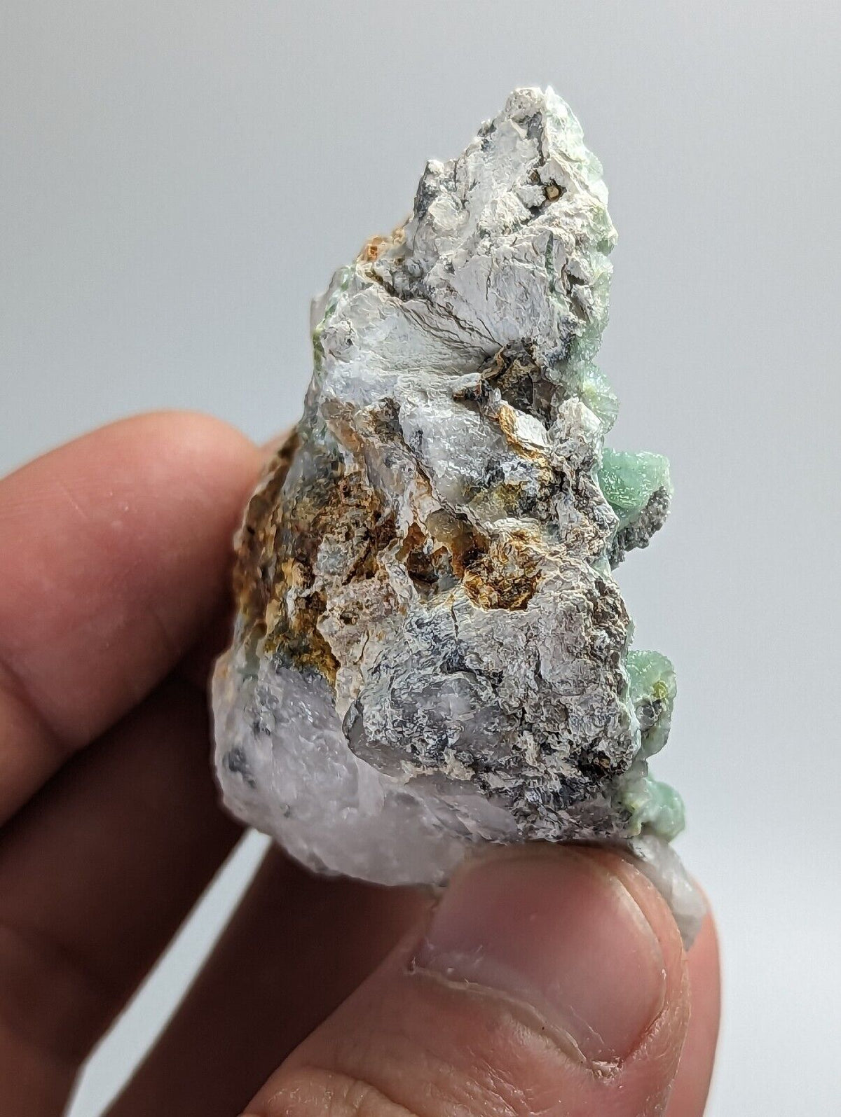 Wavellite on Quartz - Mauldin Mountain Montgomery County Arkansas - Collectibles:Rocks Fossils & Minerals:Crystals