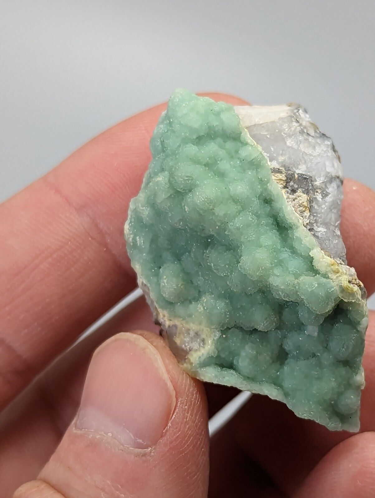 Wavellite on Quartz - Mauldin Mountain Montgomery County Arkansas - Collectibles:Rocks Fossils & Minerals:Crystals