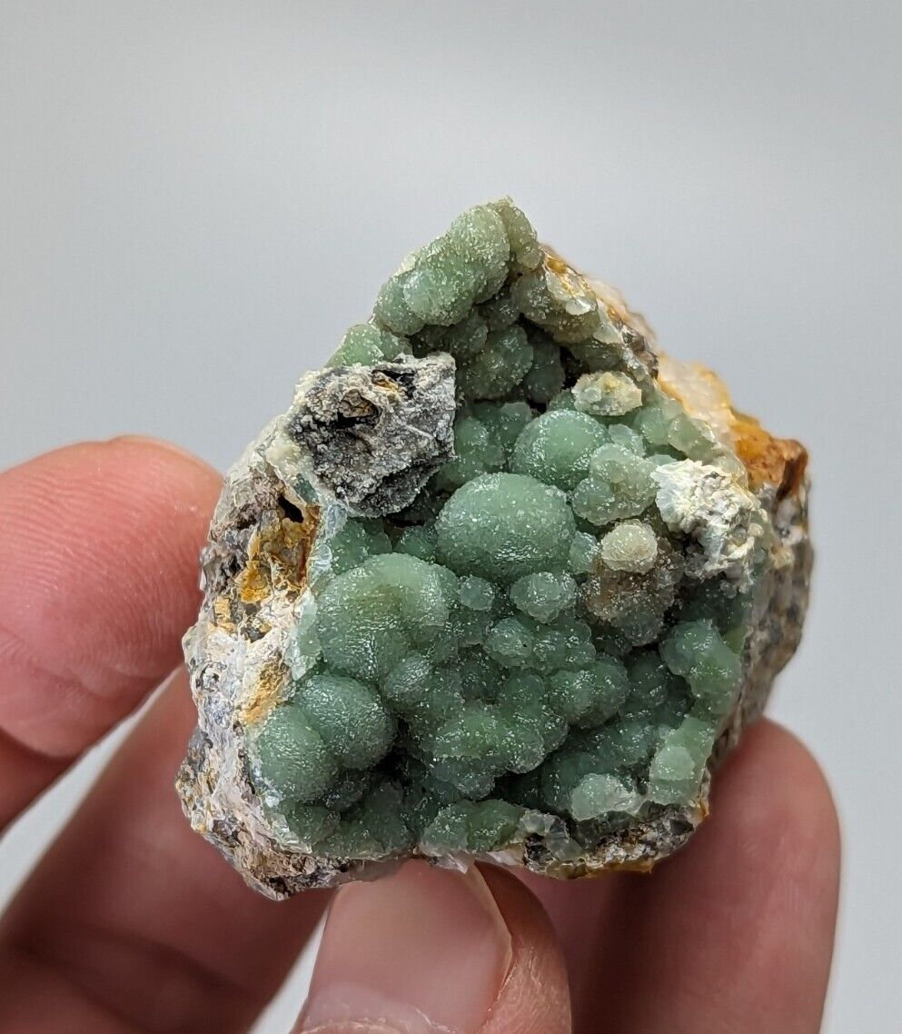 Wavellite on Quartz - Mauldin Mountain Montgomery County Arkansas - Collectibles:Rocks Fossils & Minerals:Crystals