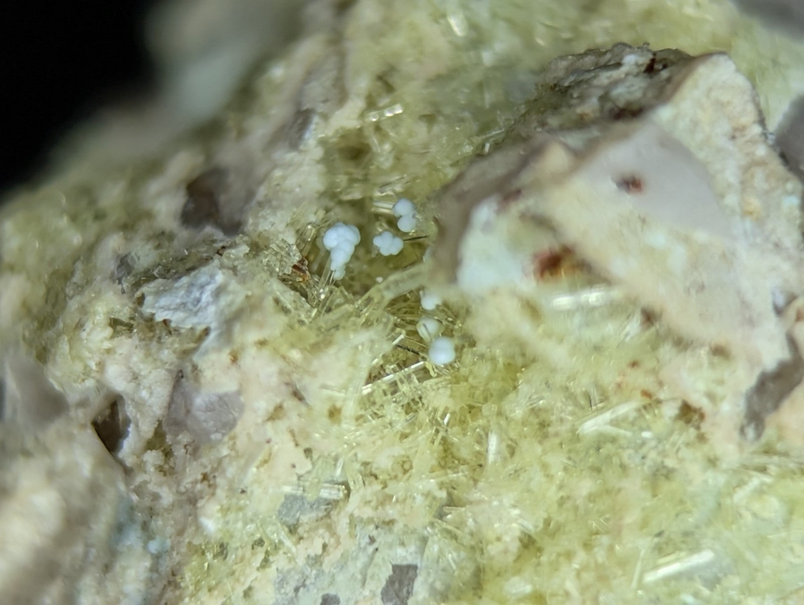 Yellow Wavellite with Variscite Quartz - Rare Old Stock - Polk County Arkansas - Collectibles:Rocks Fossils &